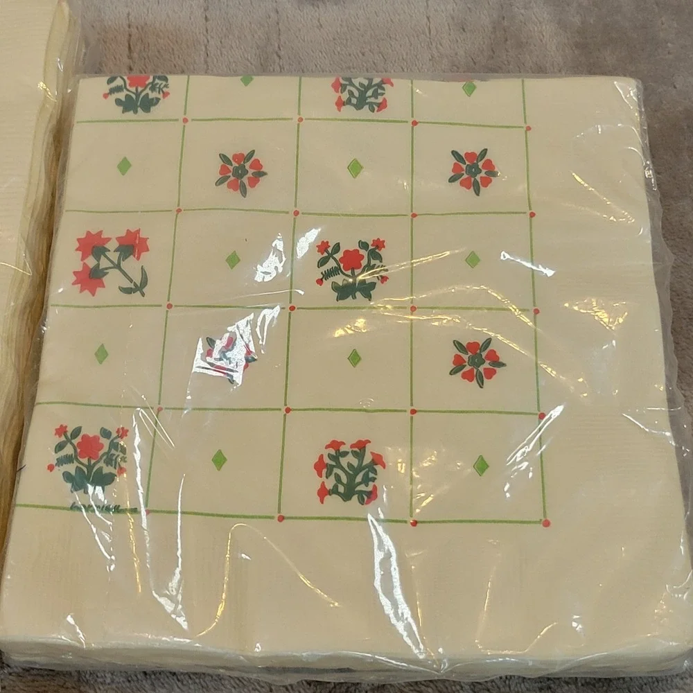 VTG Contempo Floral Paper Napkins Set 40ct Cream‎ Red Green 3-Ply USA Made NEW